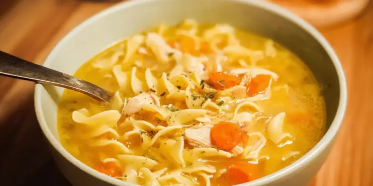 easy chicken noodle soup