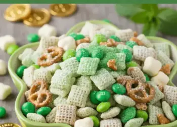 St Patrick's Day puppy chow green snack mix
