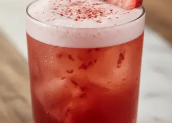 strawberry whiskey sour