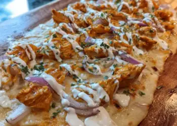 buffalo chicken flatbread pizza