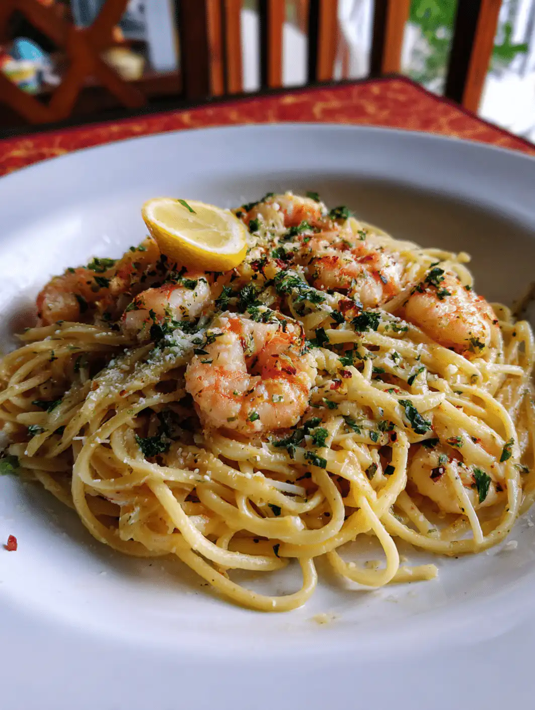 Why you'll love lemon garlic butter pasta with shrimp